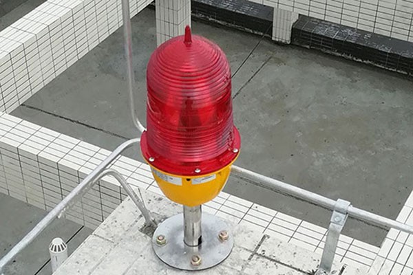有多少种型号航空障碍灯,什么建筑物适合于装置什么型号的航空障碍灯吗
