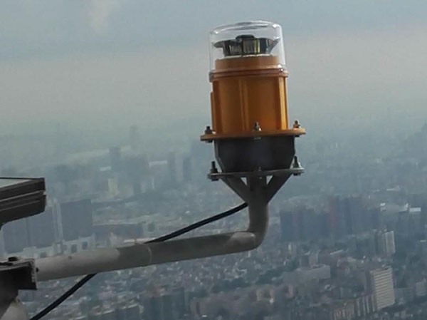 合格航空障碍灯需要经过各种环境下的试验